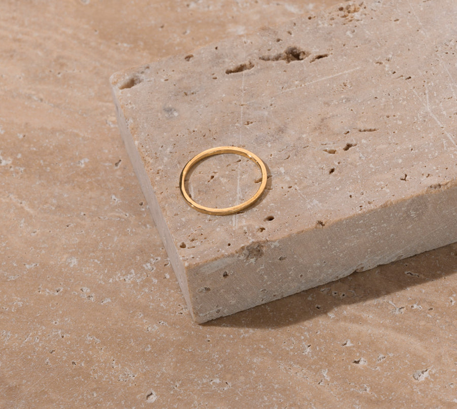 Flo 18k Gold Ring