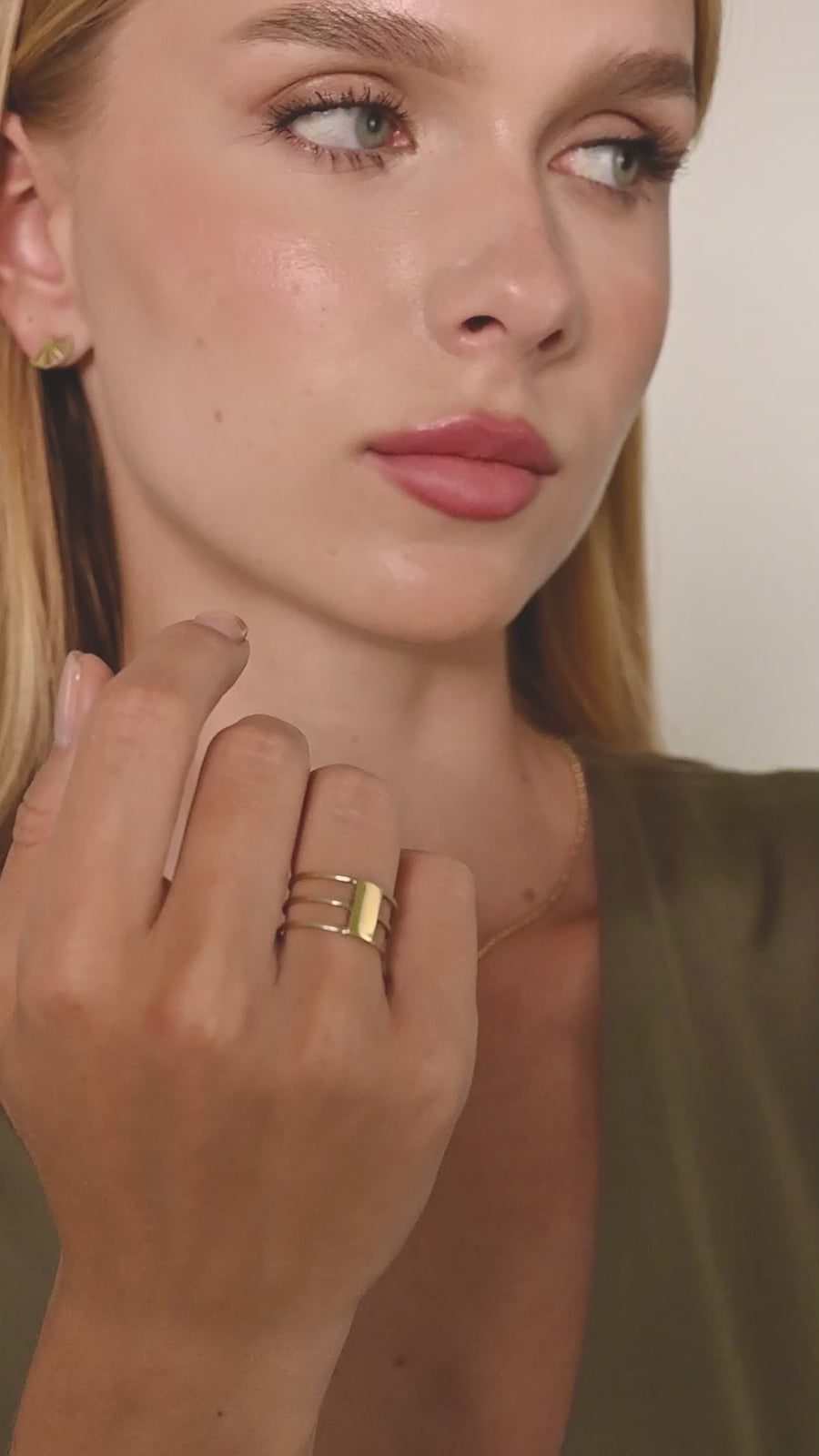 Miley 18k Gold Ring