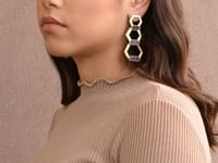 Olivia Earrings In Gold